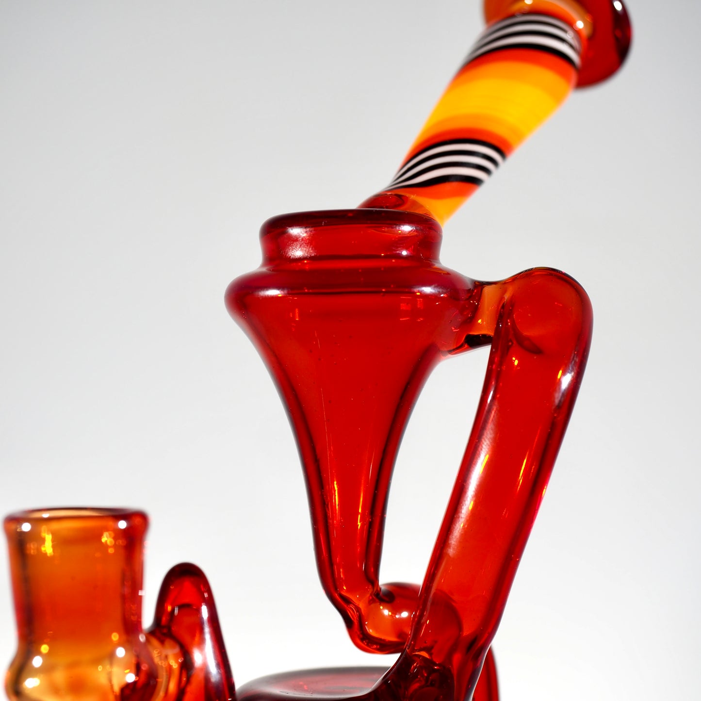 Updog Glass - Red Floating Recycler with Wig Wags