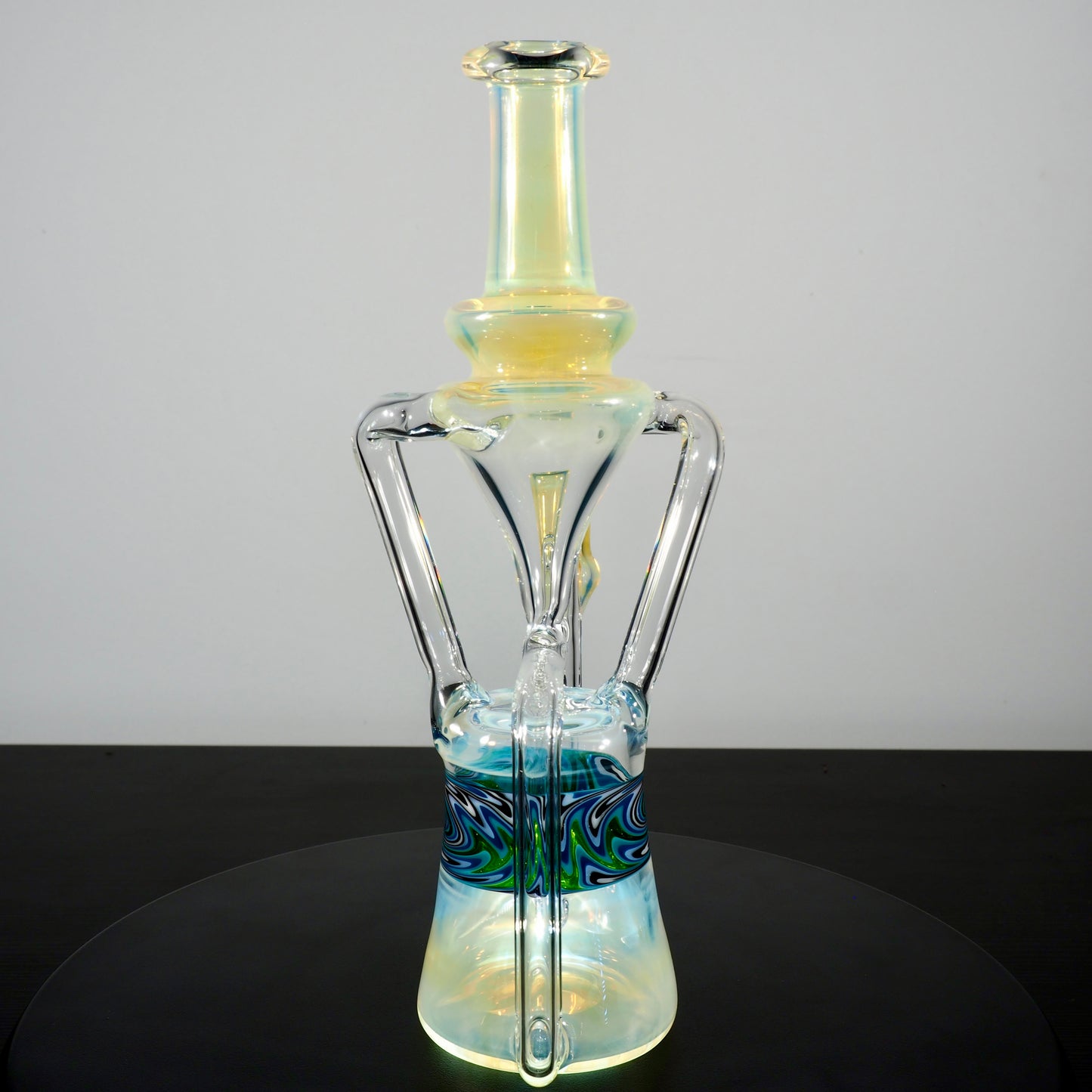 Updog Glass - Floating Recycler Silver Fumed with Blue and Black wig wag