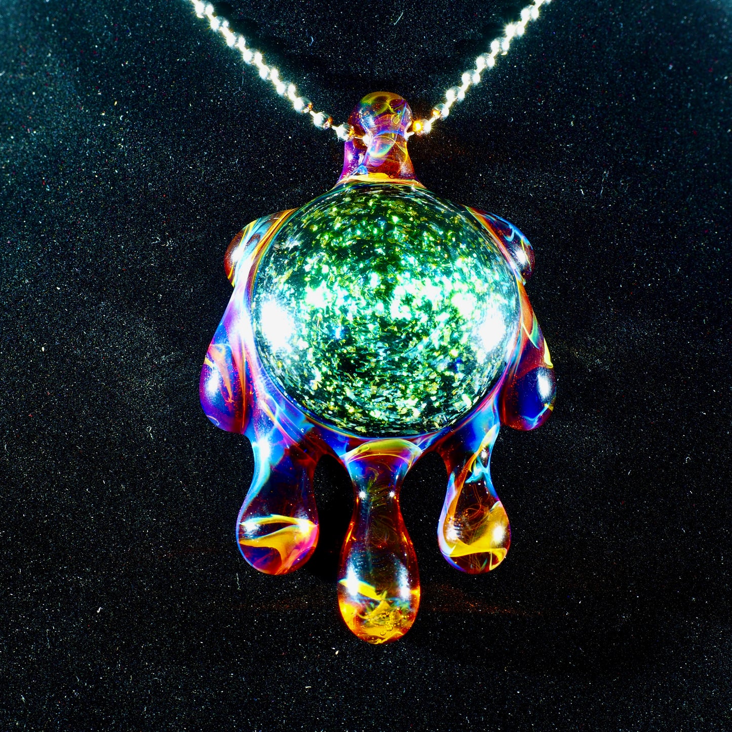 Lokis Lipstick Sparkle Drip Pendant