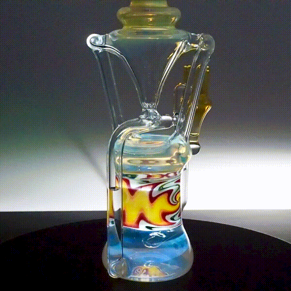 Updog Glass - Floating Recycler Silver Fumed with Red and Orange wig wag