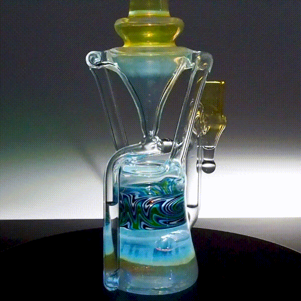 Updog Glass - Floating Recycler Silver Fumed with Blue and Black wig wag