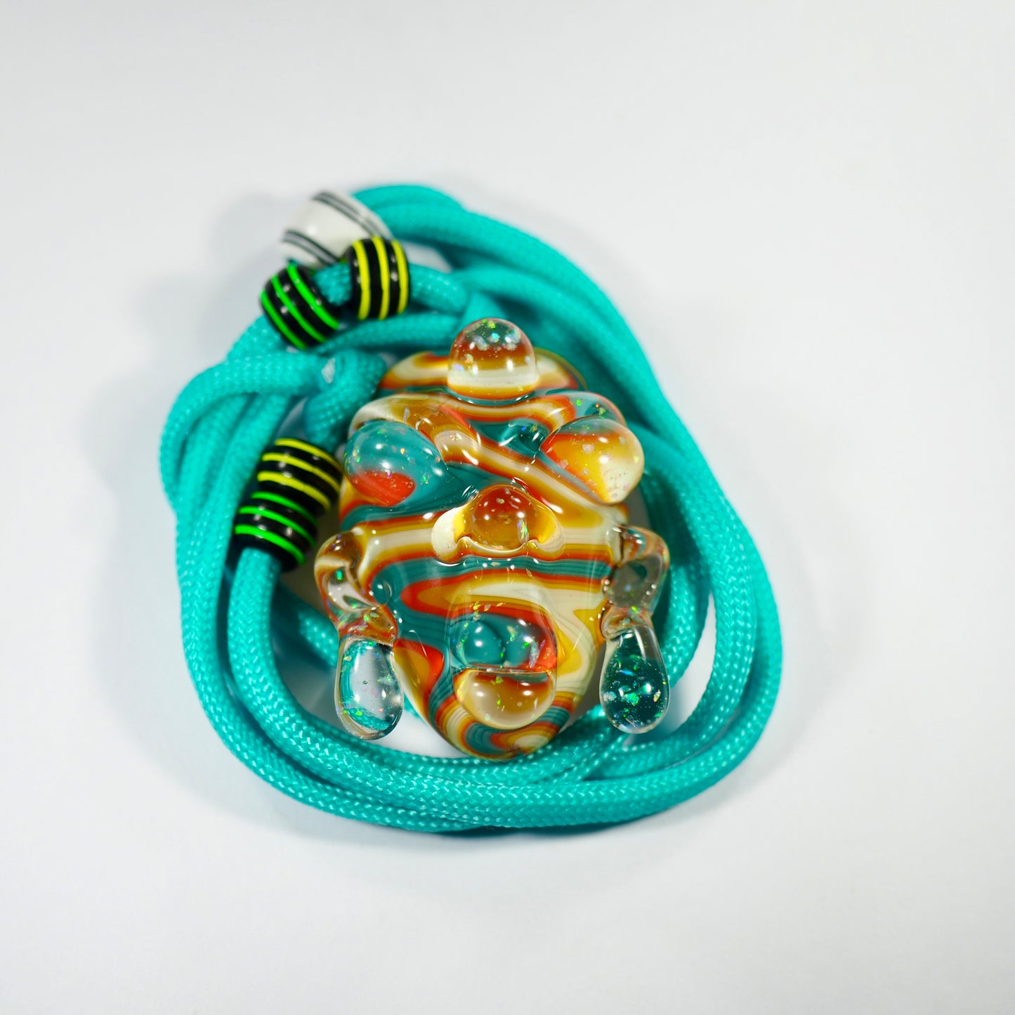 Crushed Opal WigWag Alien