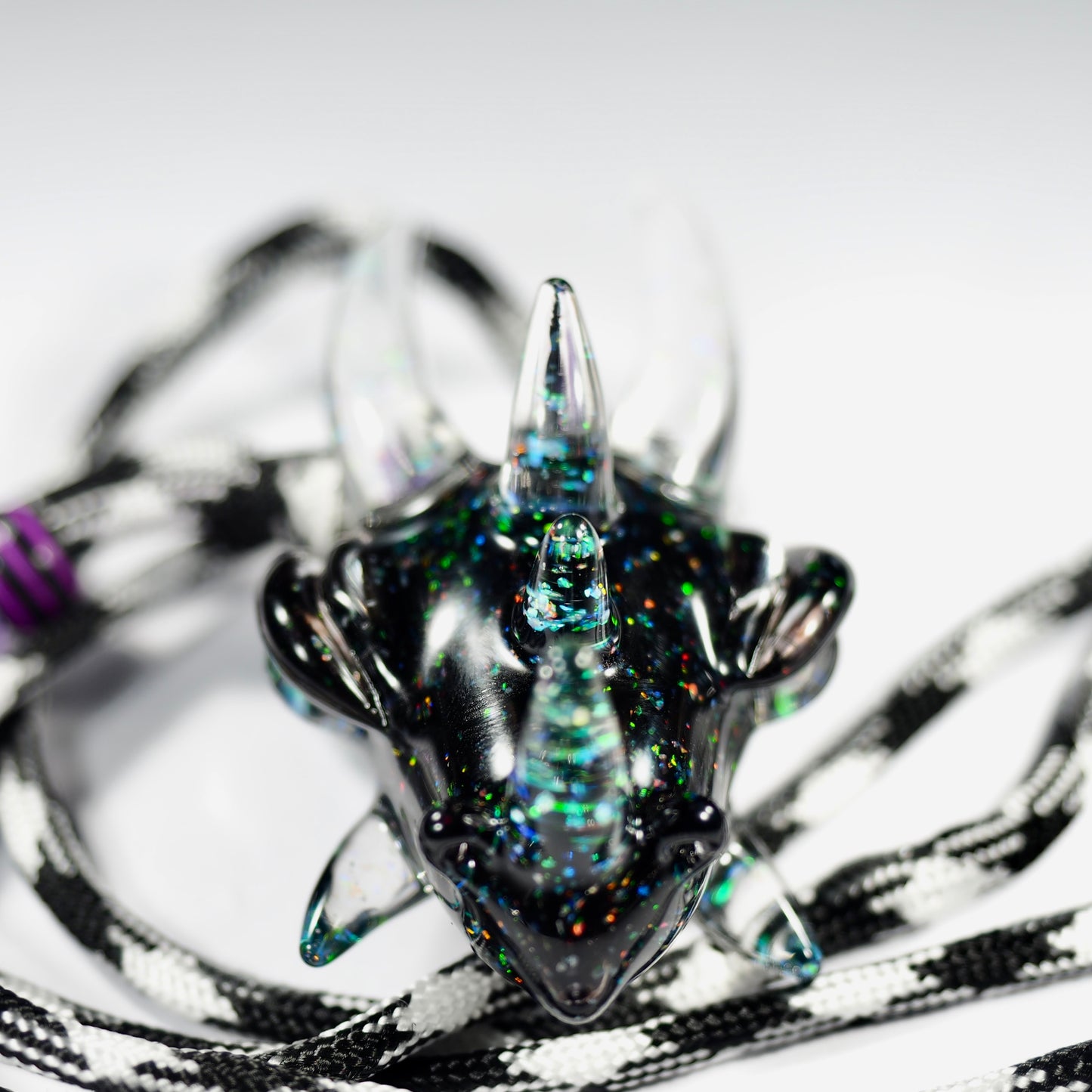Full Crushed Opal Dragon (Black & Clear)