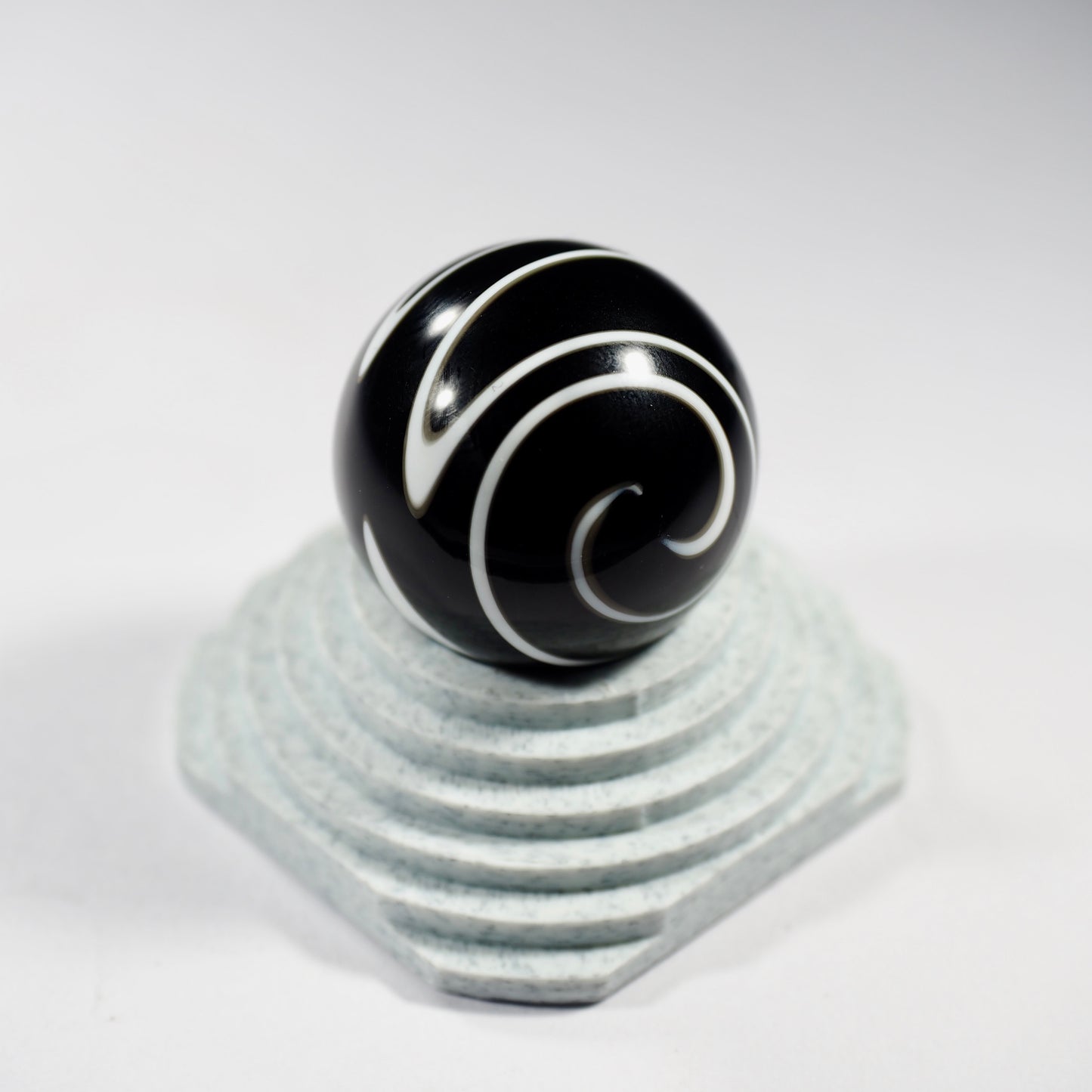 Vices Wigwag Marble