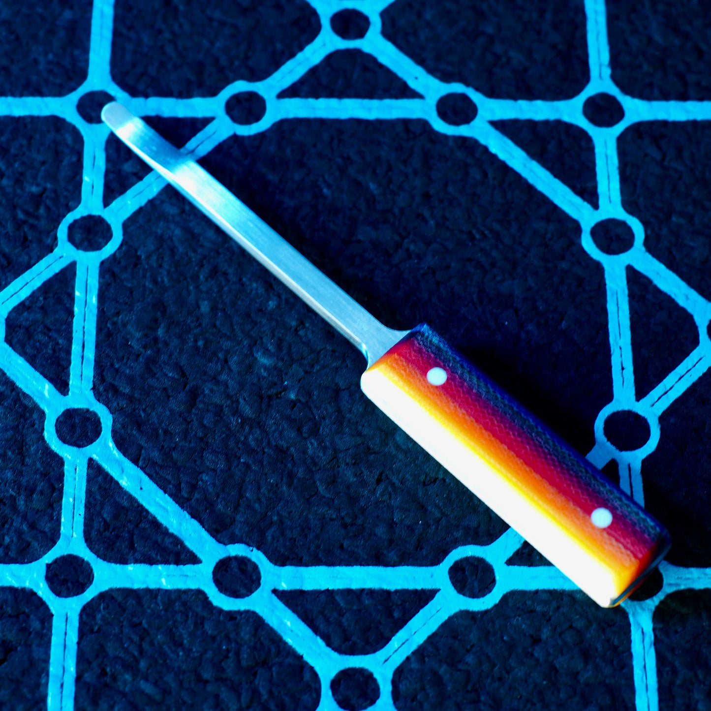 Kal Hooto Creations - The Standard Slim Dab Tool (Rainbow G10)