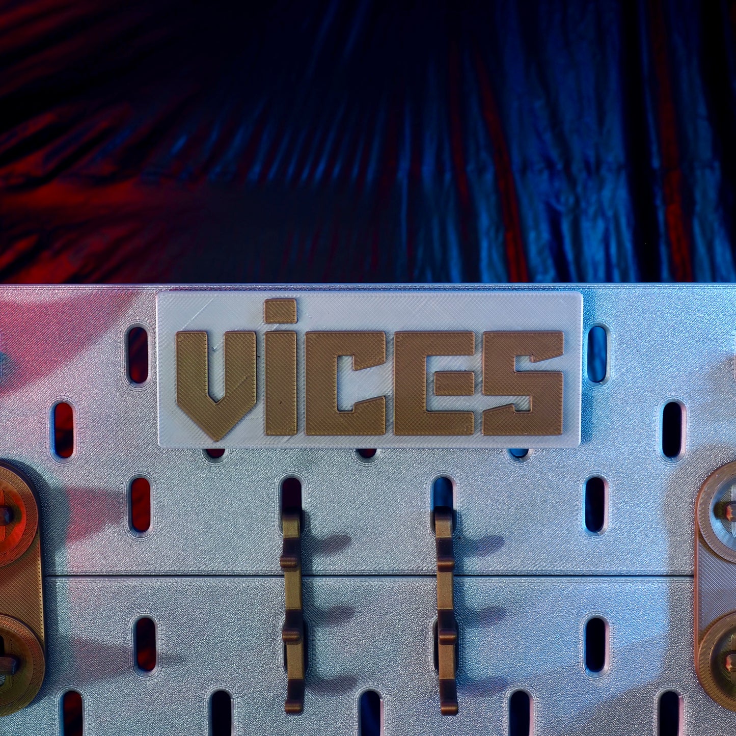 Vices - AdaptaWall - Skull & Bronze