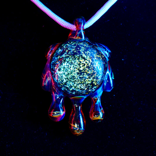 Lokis Lipstick Sparkle Drip Pendant