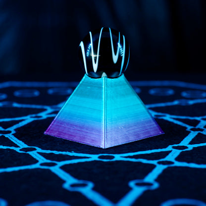 Vices - Pyramid Marble Stand