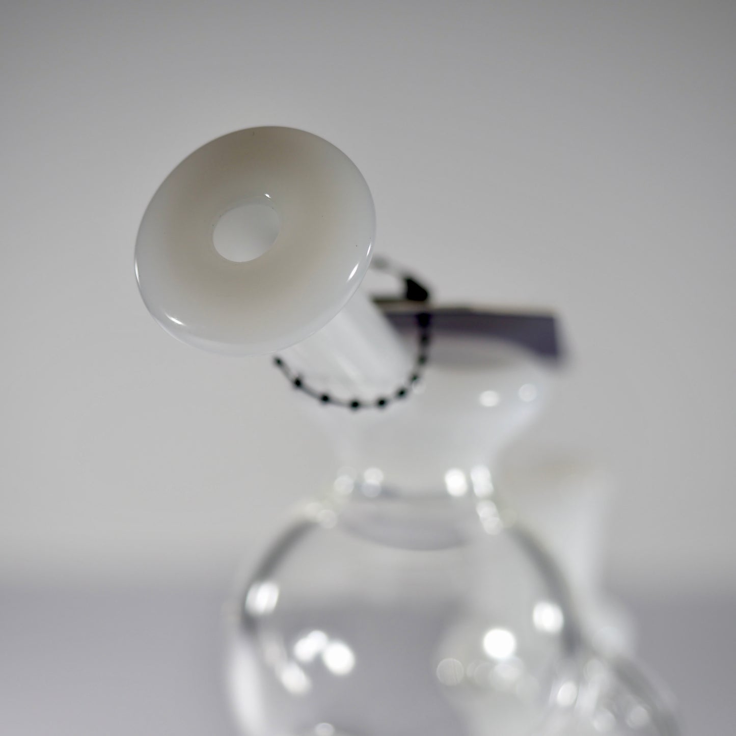 6" Dab Rig Recycler with single drain - White