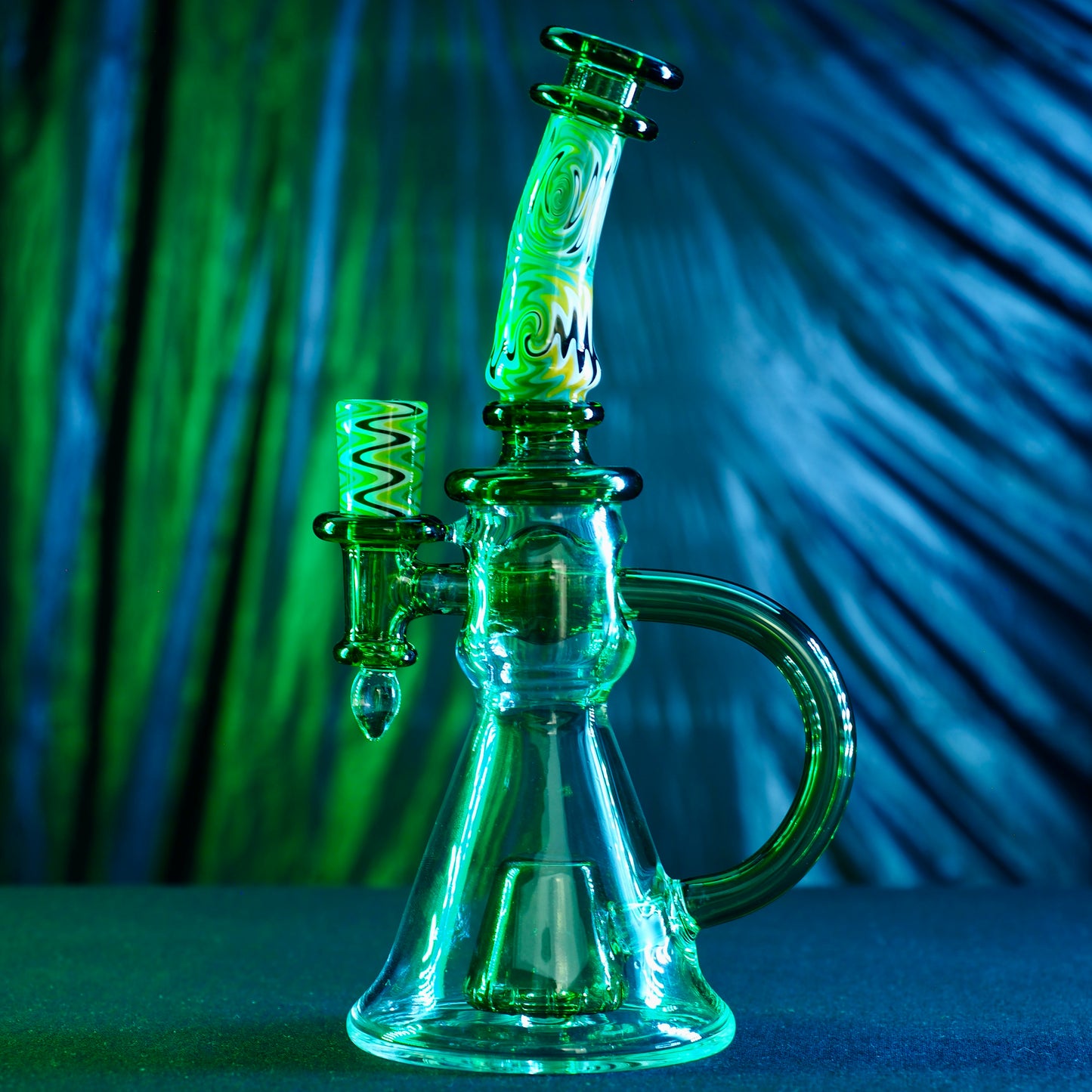 Fab Through Percolator with Wig Wag made from American Northstar Glass 9 inch