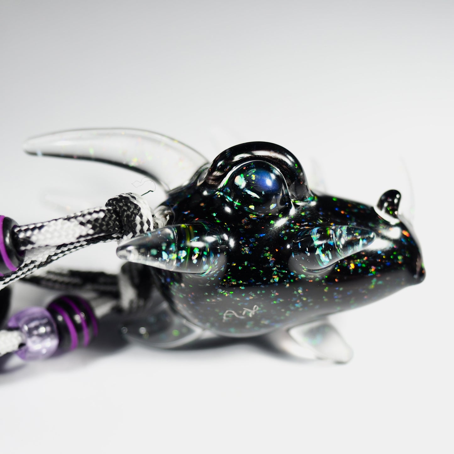 Full Crushed Opal Dragon (Black & Clear)