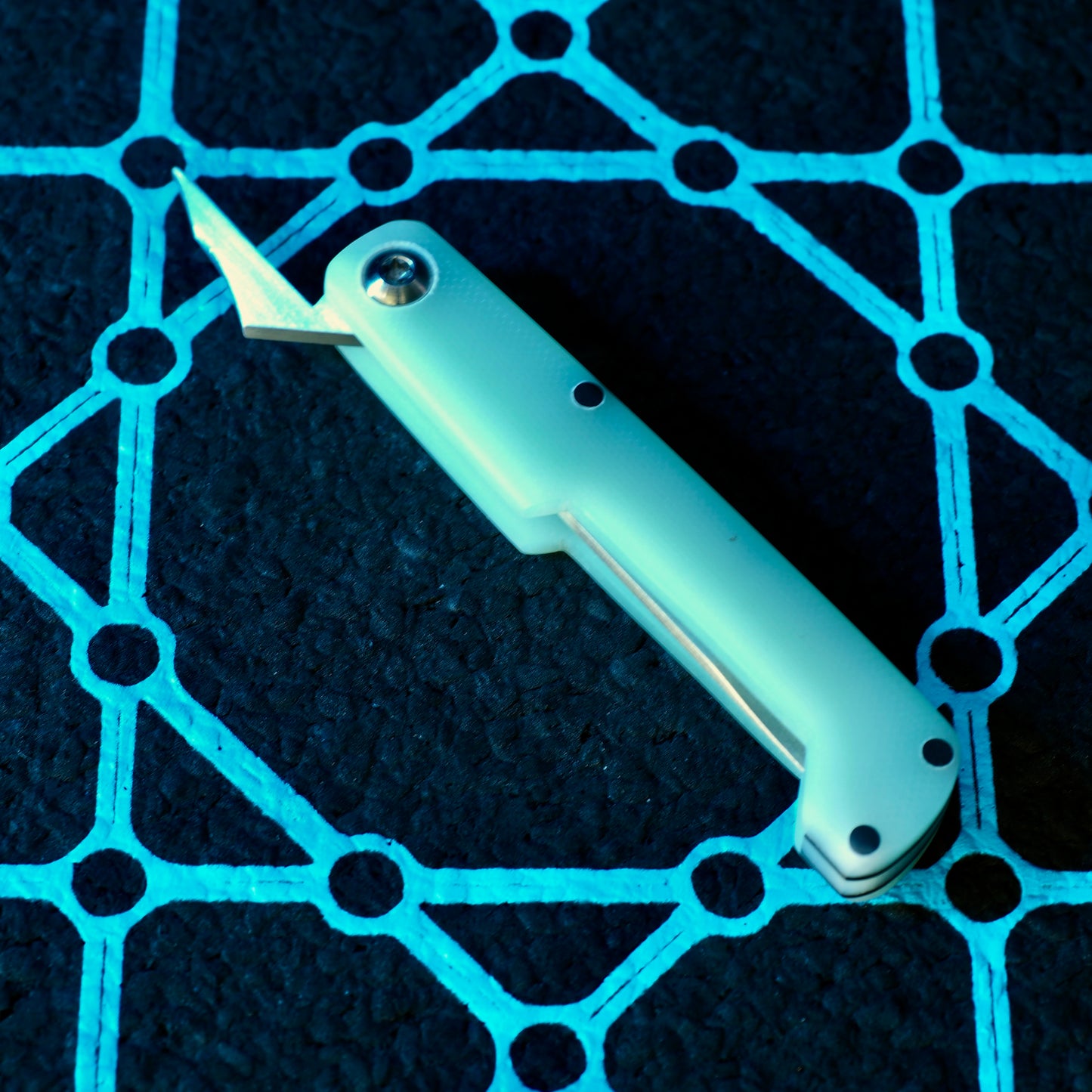 Kal Hooto Creations - Standard Folds Dab Tool (G10 Frosted)