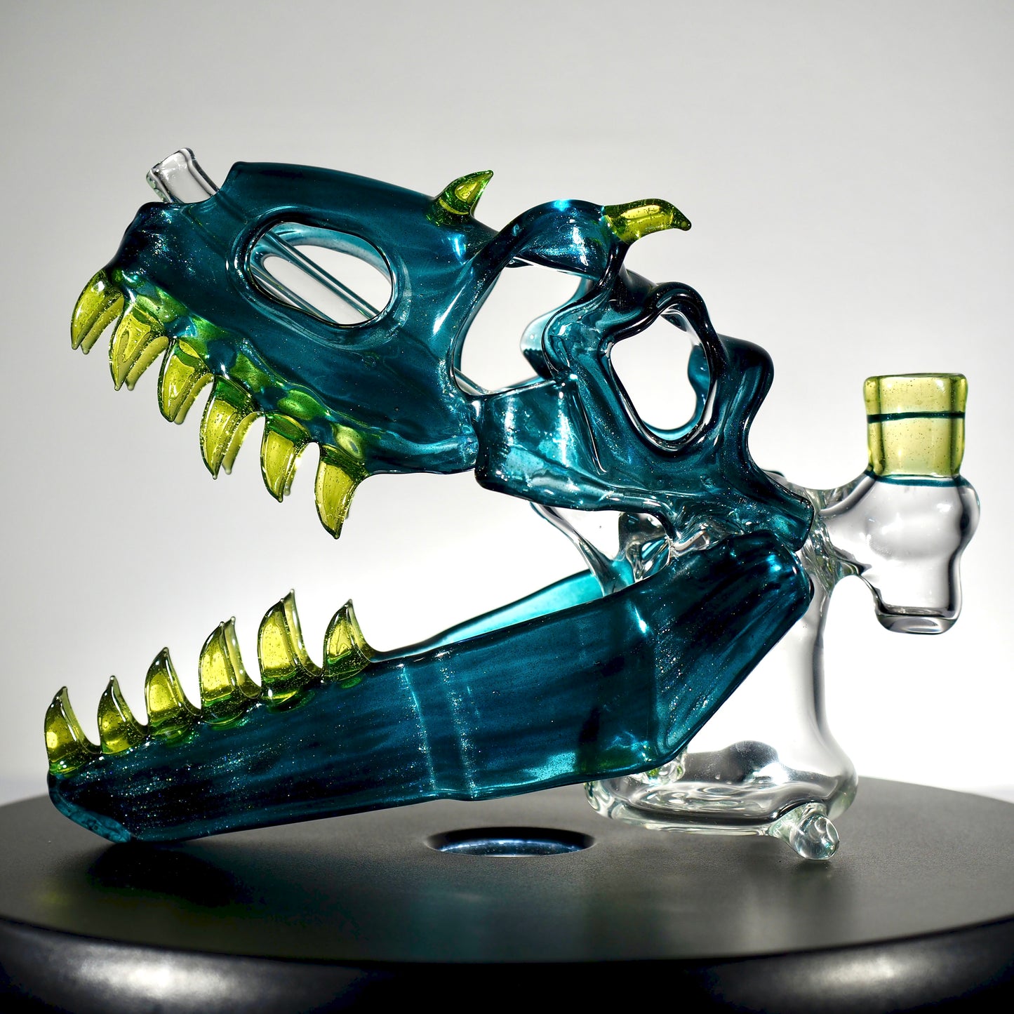 Slurm Snob Glass - Dino Rig Blue with Yellow CFL Teeth