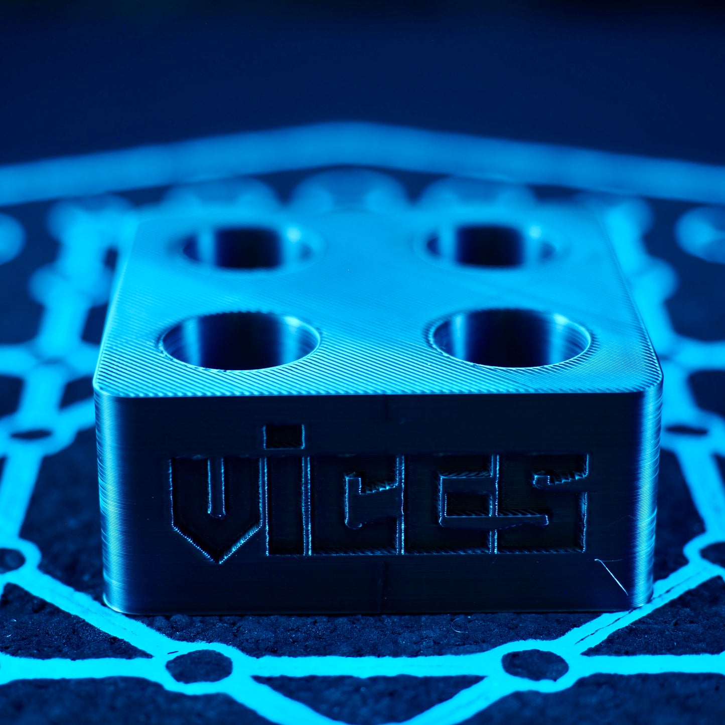 Vices - 18mm Quad Stand