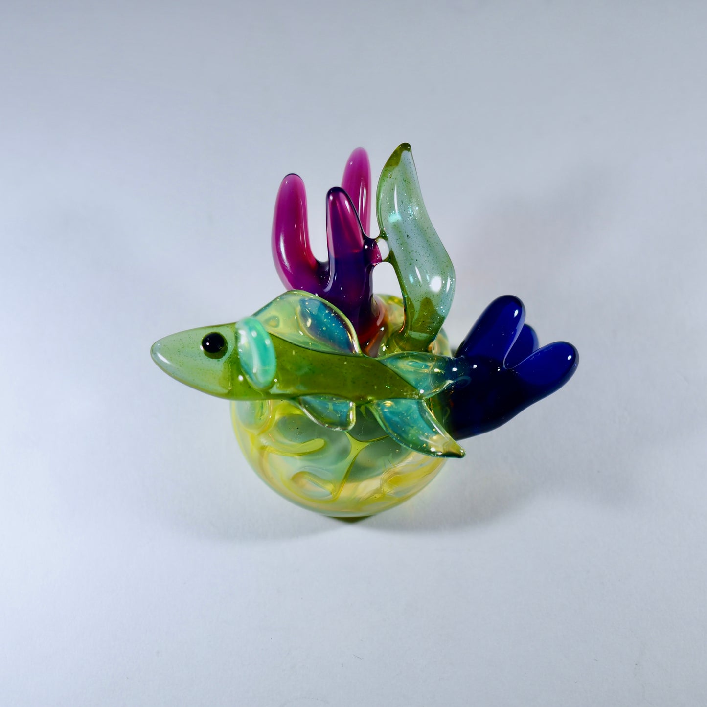 Reef Fish Pendant - Purple ocean (UV)