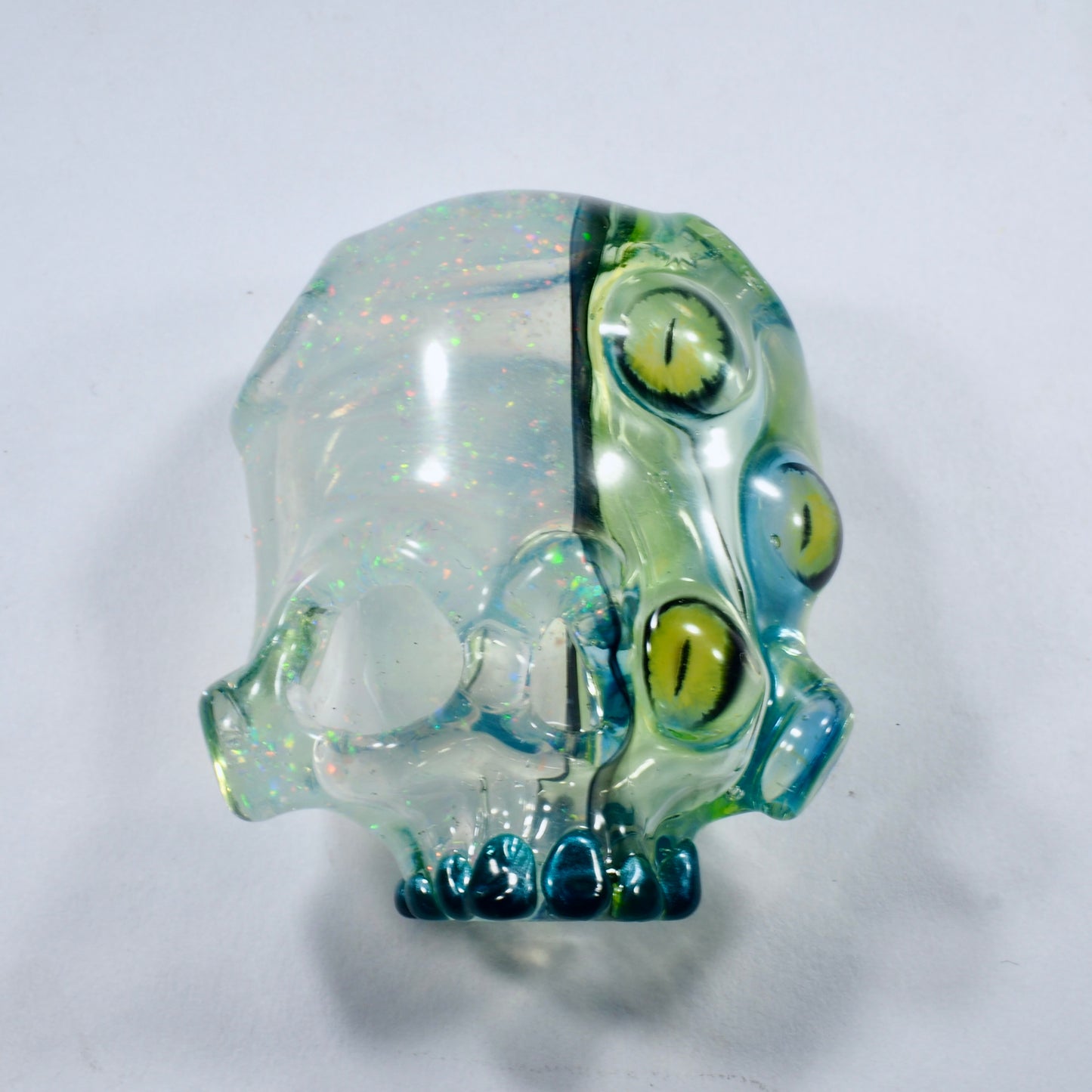 Two Faced Skulls by Warwick Glass - Ion Snake Eyes Pendant UV Reactive